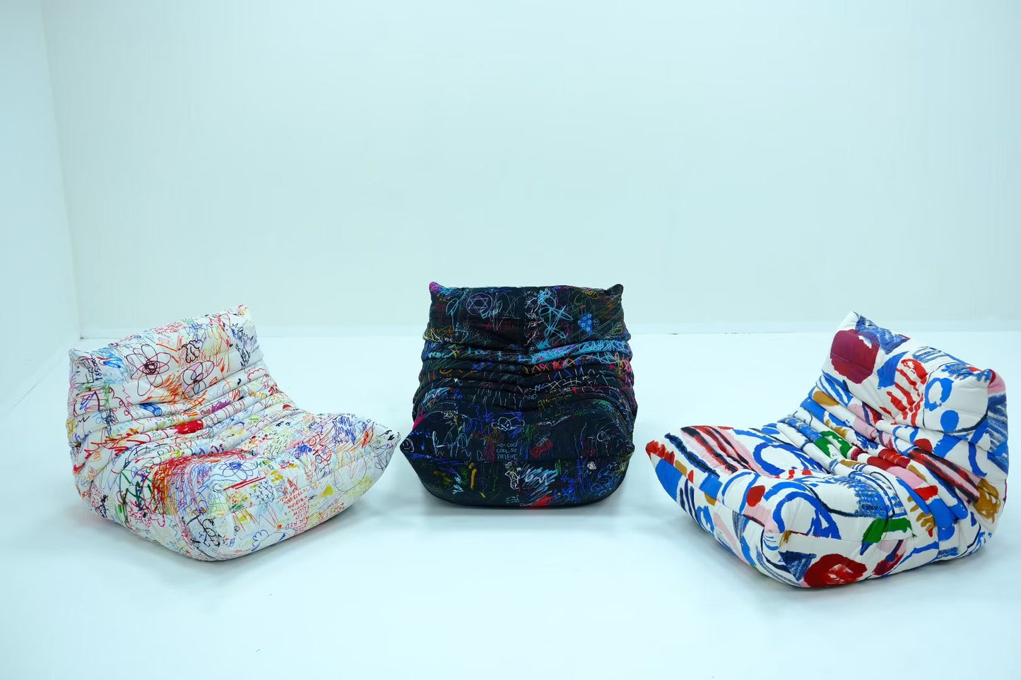 Graffiti Commemorative Edition Single Ducaroy Togo Chair